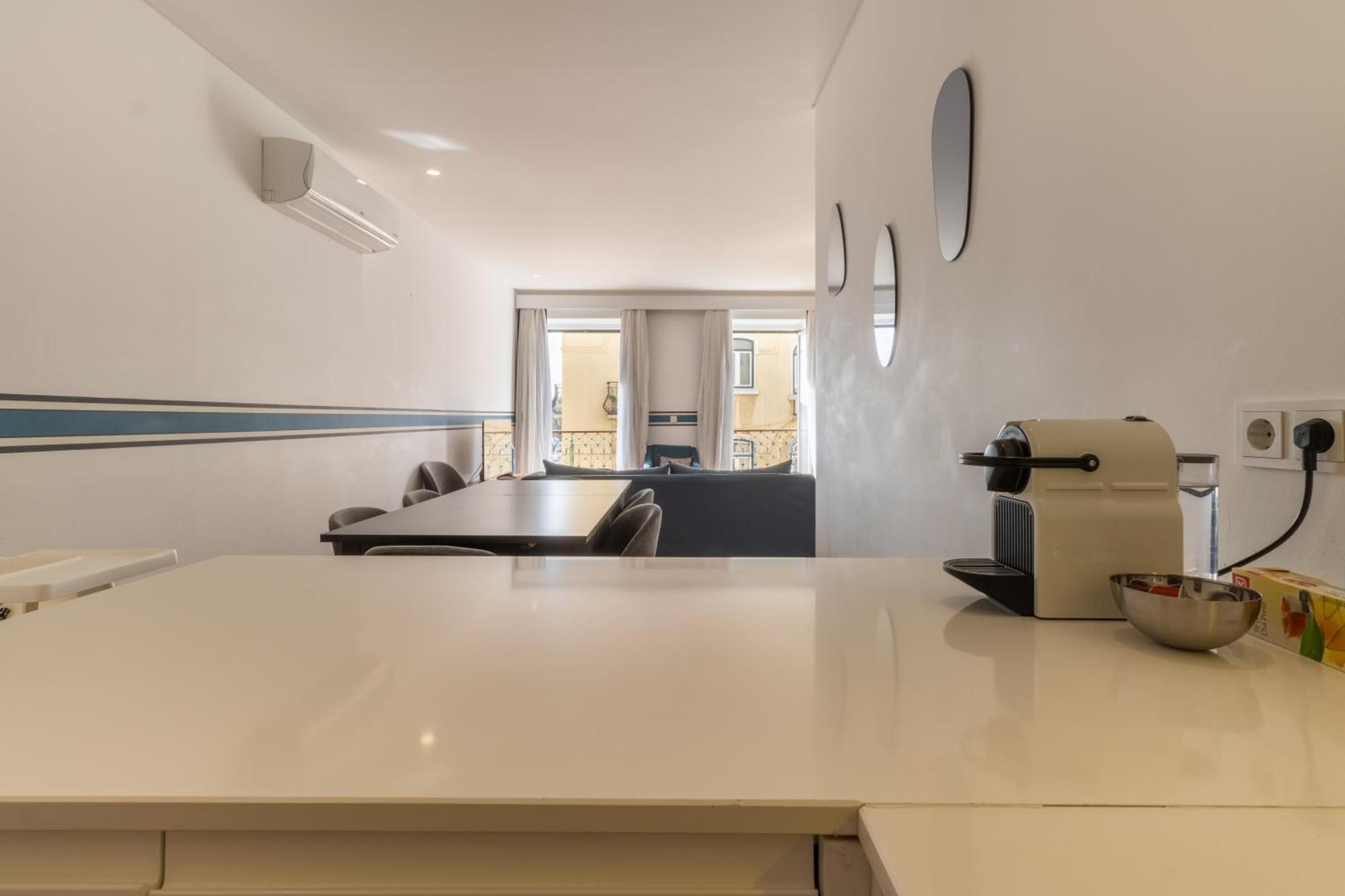 Appartement Modern 3Br, Terrace, Ac/Heating & Self Check-In à Lisboa Extérieur photo