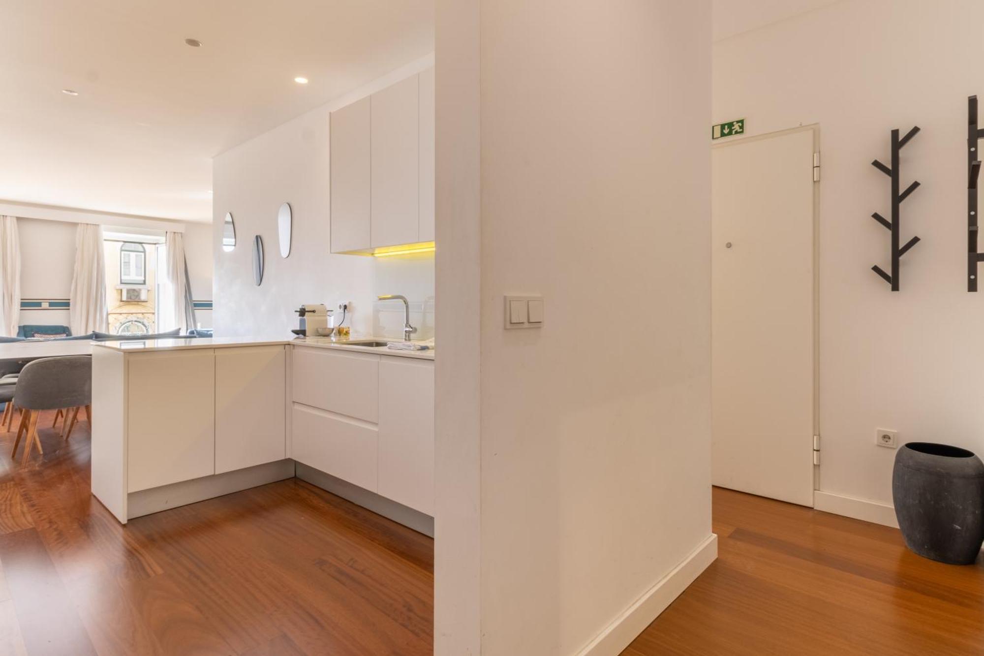 Appartement Modern 3Br, Terrace, Ac/Heating & Self Check-In à Lisboa Extérieur photo