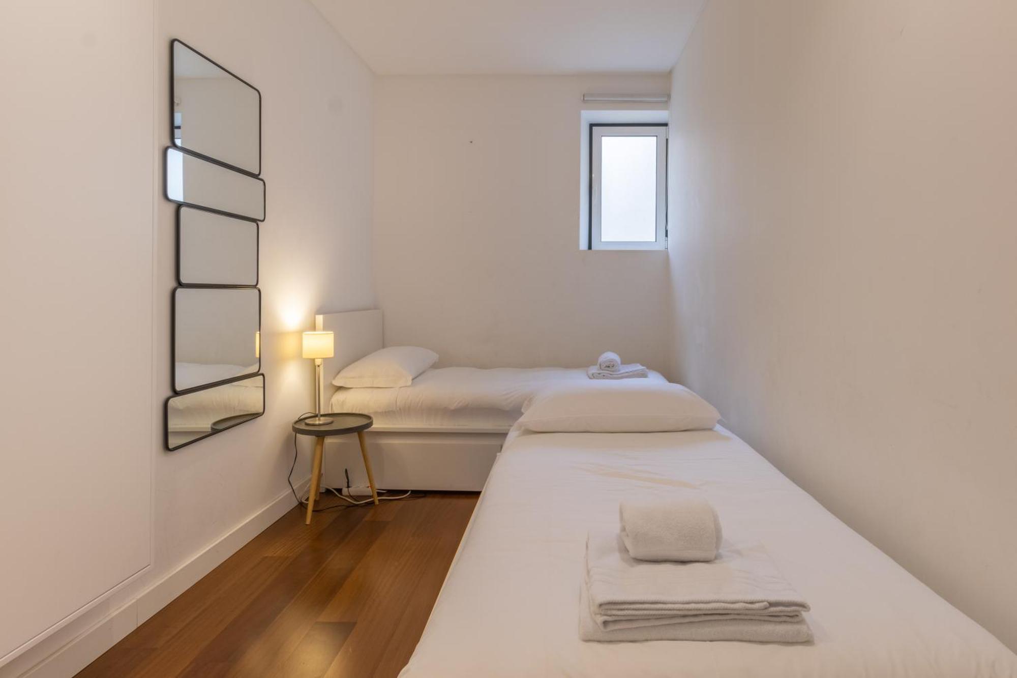 Appartement Modern 3Br, Terrace, Ac/Heating & Self Check-In à Lisboa Extérieur photo