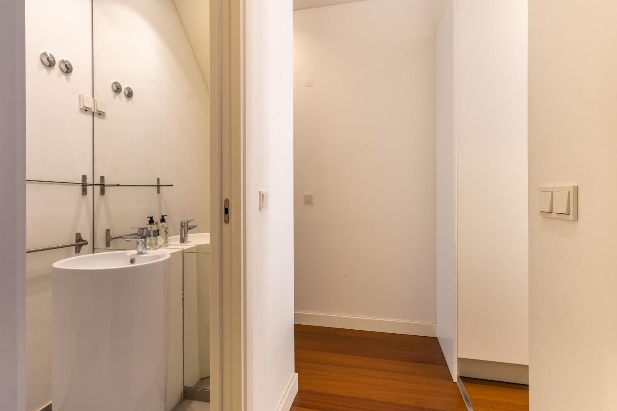 Appartement Modern 3Br, Terrace, Ac/Heating & Self Check-In à Lisboa Extérieur photo
