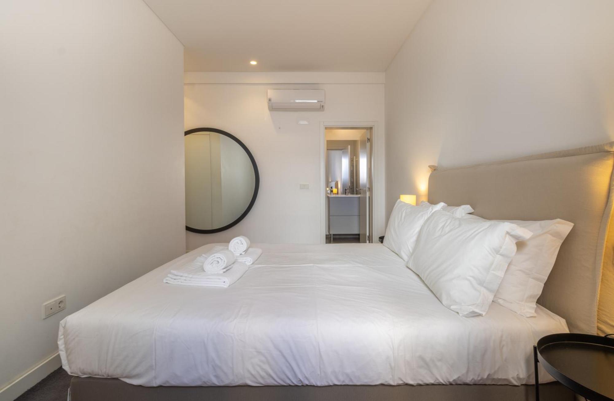 Appartement Modern 3Br, Terrace, Ac/Heating & Self Check-In à Lisboa Extérieur photo